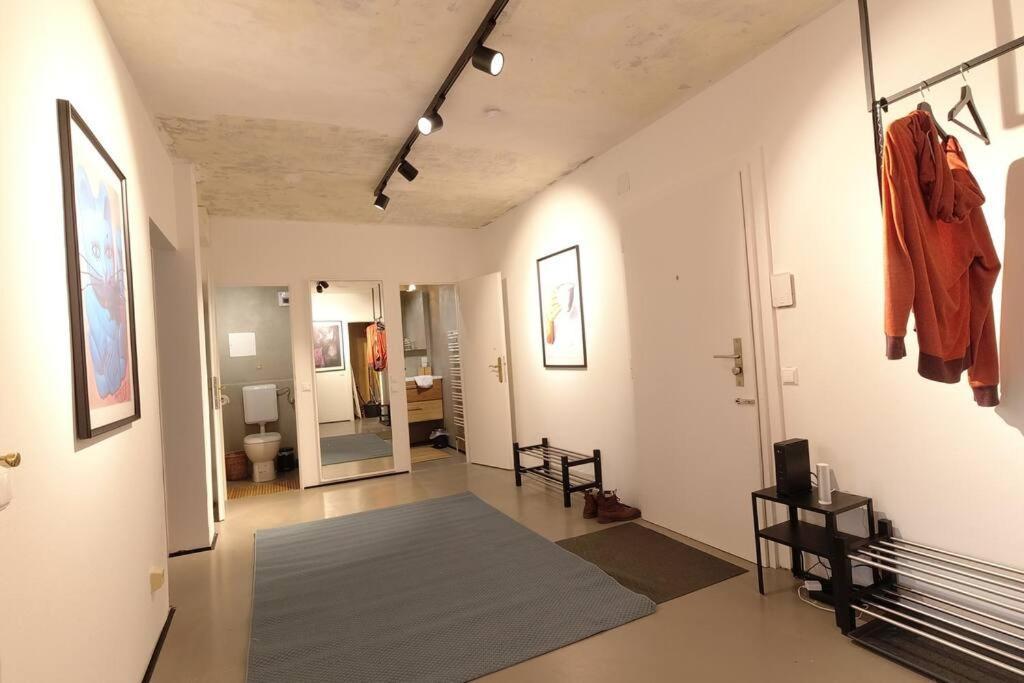 Bu Designer-Apartment Next To Metro U1 Wina Bagian luar foto